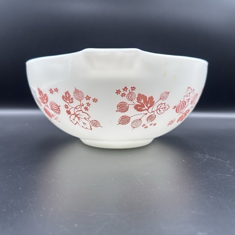 Vintage PYREX Pink Gooseberry 443 1950s Cinderella Mixing Bowl 2.5 Quart *Mint*
